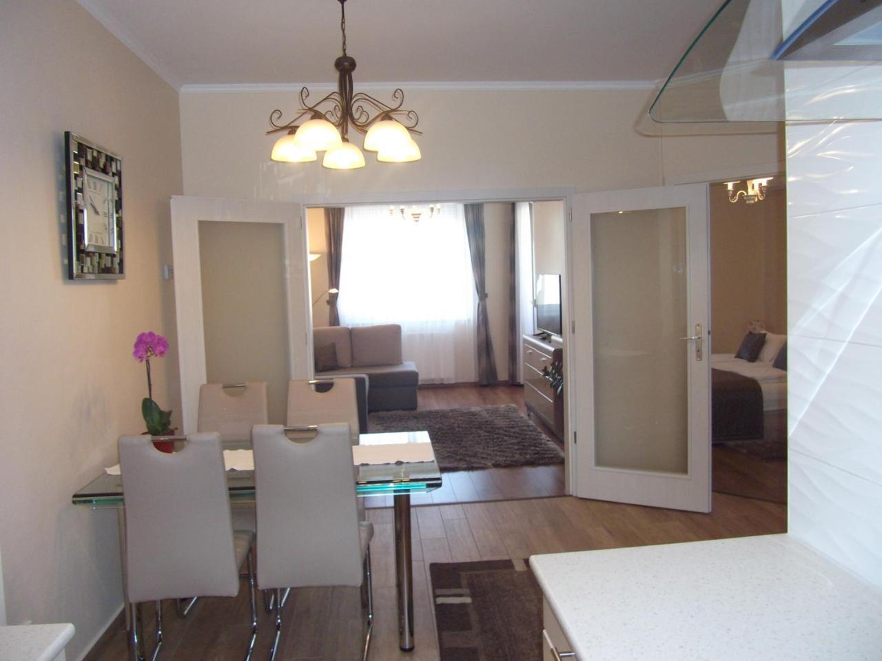Ametiszt Apartman Heviz Exterior photo