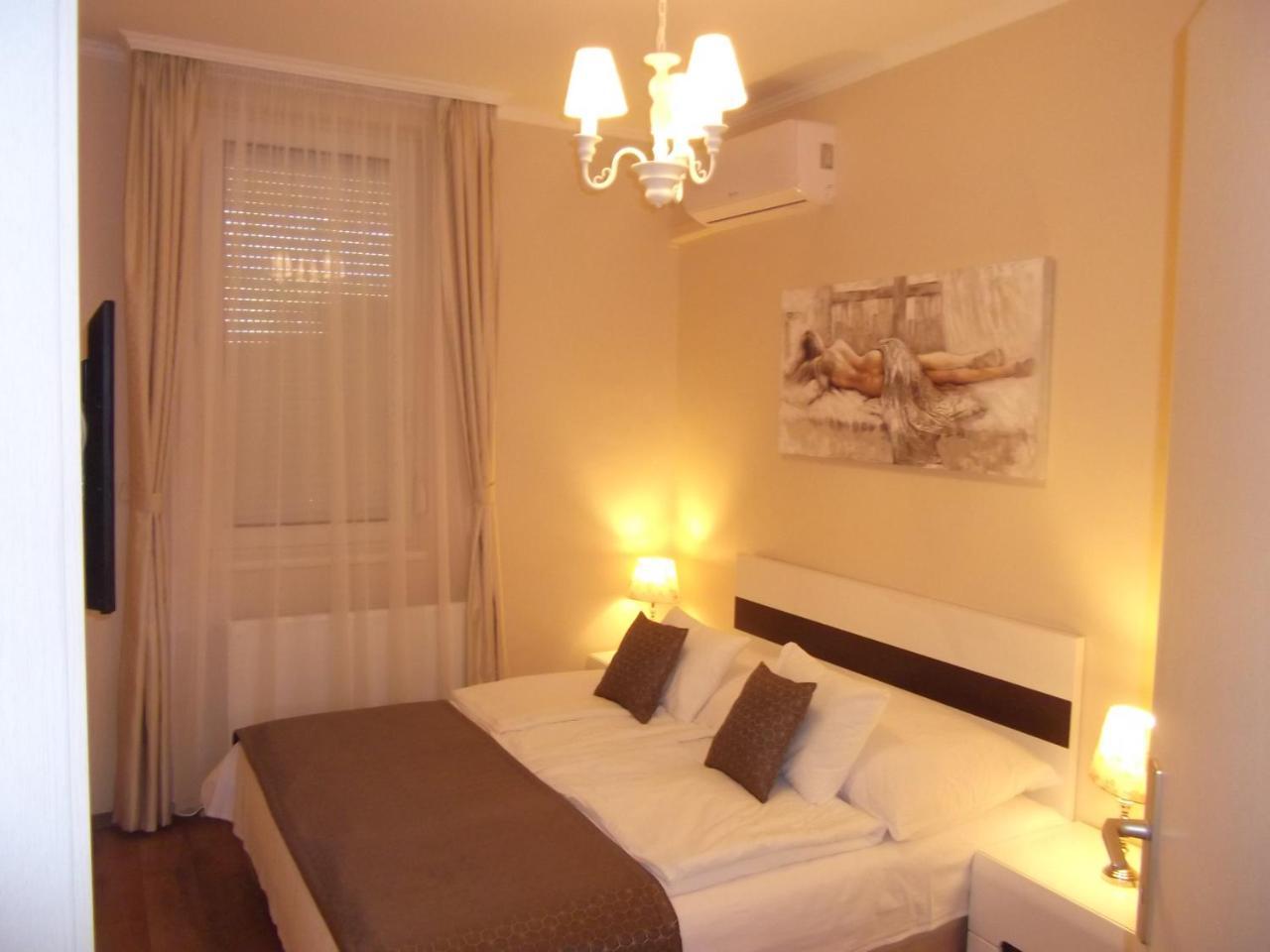 Ametiszt Apartman Heviz Exterior photo